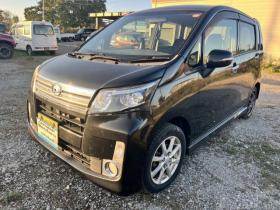 ムーヴ　カスタムX 4WD 660 5Dr