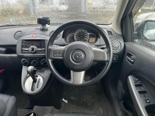 デミオ 4WD 1300 5Dr