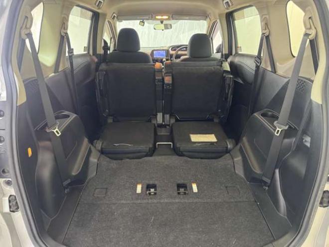 シエンタ1.5 X Vパッケージ 4WD　夏冬タイヤ　ナビ　TV　Bカメラ Bluetooth 1500