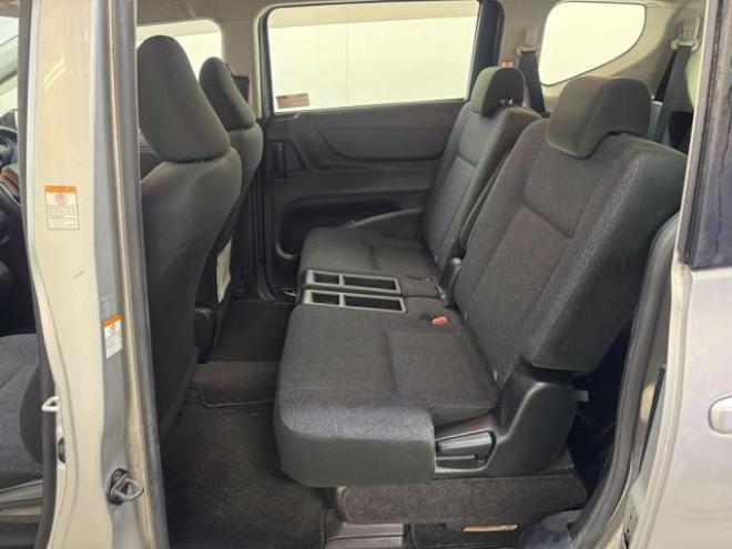 シエンタ1.5 X Vパッケージ 4WD　夏冬タイヤ　ナビ　TV　Bカメラ Bluetooth 1500