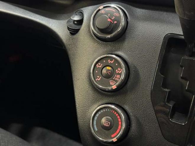 シエンタ1.5 X Vパッケージ 4WD　夏冬タイヤ　ナビ　TV　Bカメラ Bluetooth 1500