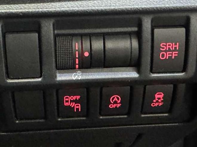 インプレッサスポーツ 2.0 i-S アイサイト 4WD　ナビ　TV　Bluetooth 2000