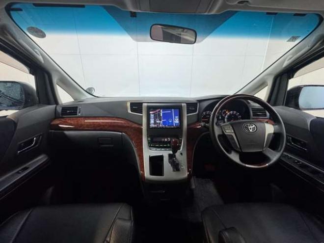 アルファード2.4 240S プライムセレクションII 4WD　ナビ　TV　Bカメラ　Bluetooth　フリップダウン　両側Pスライド　パワーバックドア 2400