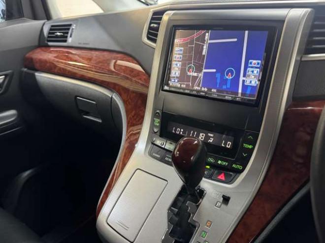 アルファード2.4 240S プライムセレクションII 4WD　ナビ　TV　Bカメラ　Bluetooth　フリップダウン　両側Pスライド　パワーバックドア 2400