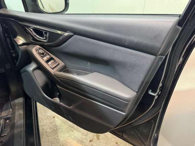 インプレッサスポーツ 2.0 i-L アイサイト 4WD　ナビ　TV　Bluetooth　アイサイト　Bカメラ 2000