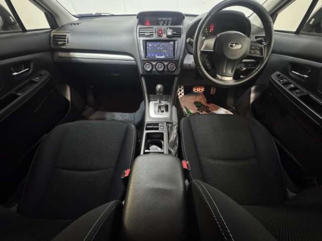 インプレッサXV2.0i-L アイサイト 4WD　ナビ　TV　Bluetooth　夏冬タイヤ 2000