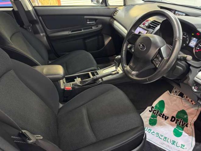 インプレッサXV2.0i-L アイサイト 4WD　ナビ　TV　Bluetooth　夏冬タイヤ 2000