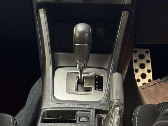 インプレッサXV2.0i-L アイサイト 4WD　ナビ　TV　Bluetooth　夏冬タイヤ 2000