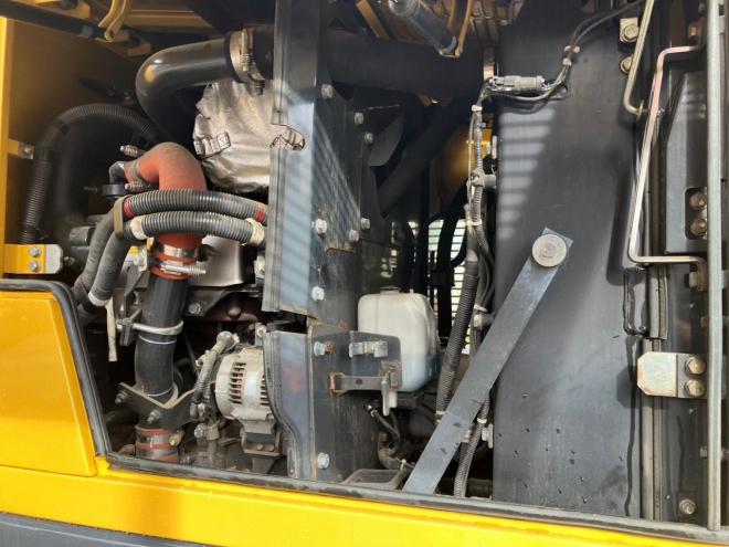 ホイールローダコマツ　中古　WA100-6　建機
