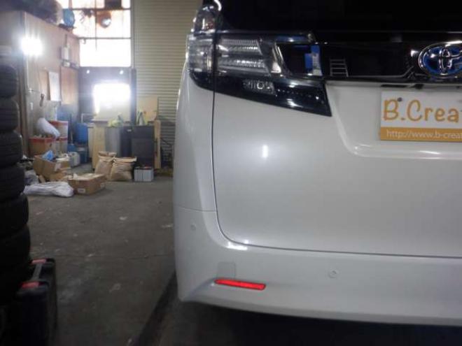 ヴェルファイアハイブリッド 2.5 V E-Four 4WD　本州仕入・ナビ・TV・B/T・フロントカメラ・バックカメラ・両側電動・ハーフレザーシート・LEDヘッドライト・メモリー付き電動シート・スマートキー・プッシュスタート・クルコン・クリアランスソナー・ETC 2500