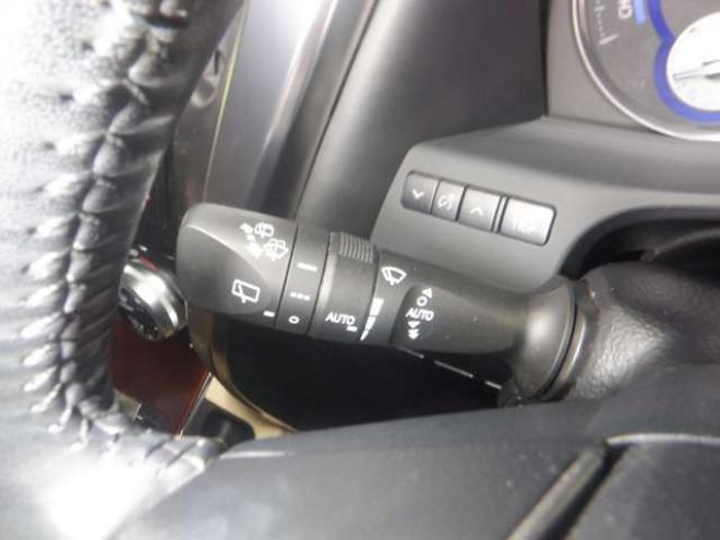 ヴェルファイアハイブリッド 2.5 V E-Four 4WD　本州仕入・ナビ・TV・B/T・フロントカメラ・バックカメラ・両側電動・ハーフレザーシート・LEDヘッドライト・メモリー付き電動シート・スマートキー・プッシュスタート・クルコン・クリアランスソナー・ETC 2500