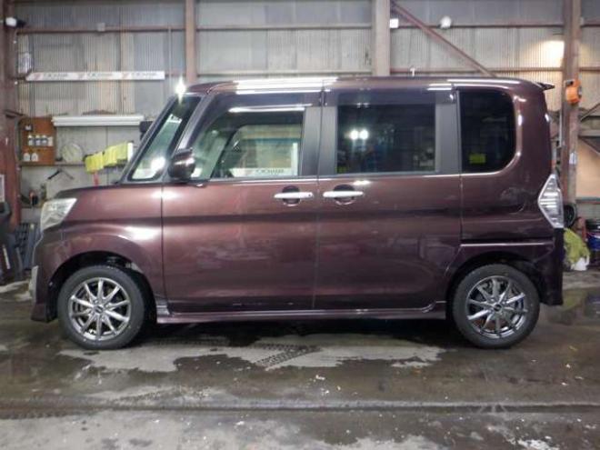 タントカスタム RS SA 4WD　本州仕入・ナビ・TV・Bカメラ・B/T・LEDヘッドライト・ターボ・両側電動・スマートキー・プッシュスタート・アイドリングストップ・ETC・ステアリングスイッチ・衝突軽減・ 660
