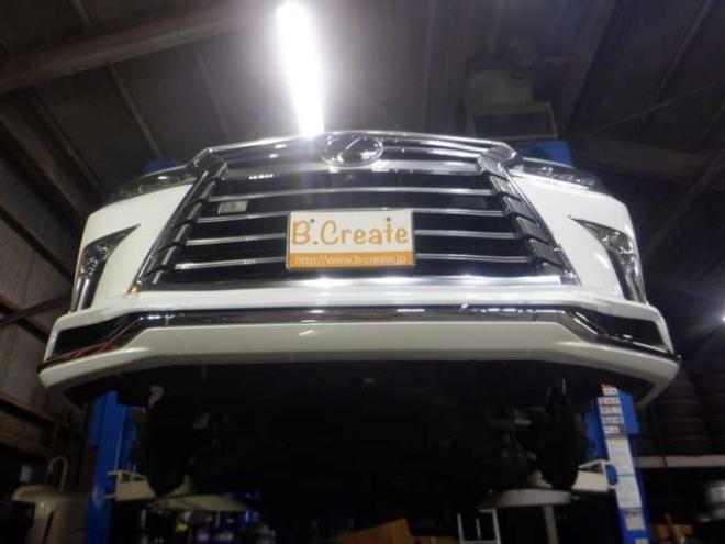 レクサスLX 570 4WD　本州仕入・ナビ・TV・B/T・全方位カメラ・サンルーフ・革シート・マクレビ・モデリスタエアロ・マフラー・リアエンタメ・LEDヘッドライト・パワーバックドア・HUD・BSM・クールボックス・シートヒーター・ 5700