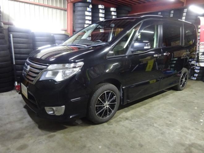 セレナ2.0 ハイウェイスター 4WD　ナビ・TV・Bカメラ・B/T・両側電動・LEDヘッドライト・フリップダウンモニター・後期型・インテリキー・プッシュスタート・クルコン・アイドリングストップ・純正エンスタ・フルフラットシート・ト・寒冷地仕様 2000