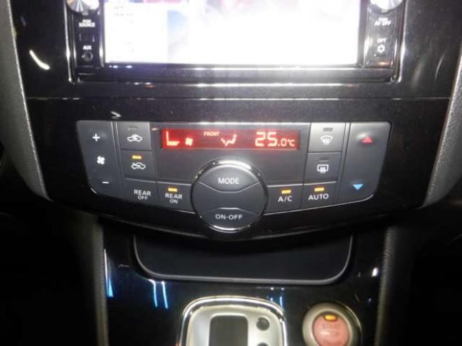 セレナ2.0 ハイウェイスター 4WD　ナビ・TV・Bカメラ・B/T・両側電動・LEDヘッドライト・フリップダウンモニター・後期型・インテリキー・プッシュスタート・クルコン・アイドリングストップ・純正エンスタ・フルフラットシート・ト・寒冷地仕様 2000