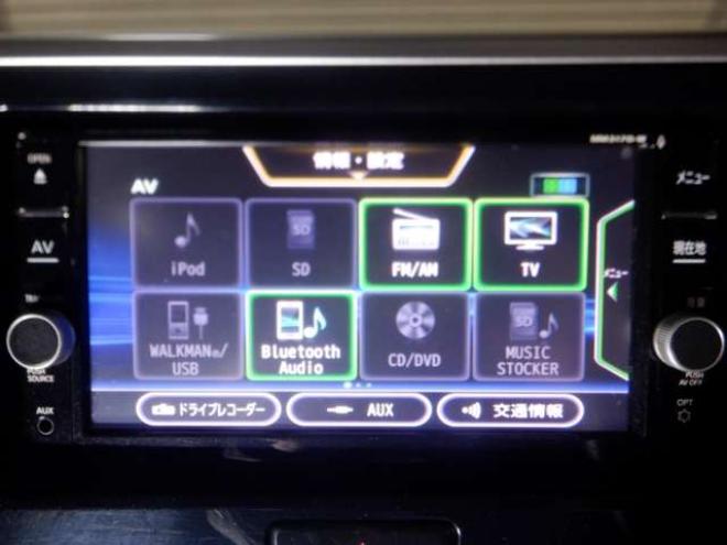 デイズルークスハイウェイスターX 4WD　本州仕入・後期型・ナビ・TV・B/T・アラウンドビューモニター・パワスラ・LEDヘッドライト・アイドリングストップ・衝突軽減・オートマチックハイビーム・ETC・シートヒーター・リア席サンシェード・インテリキー 660
