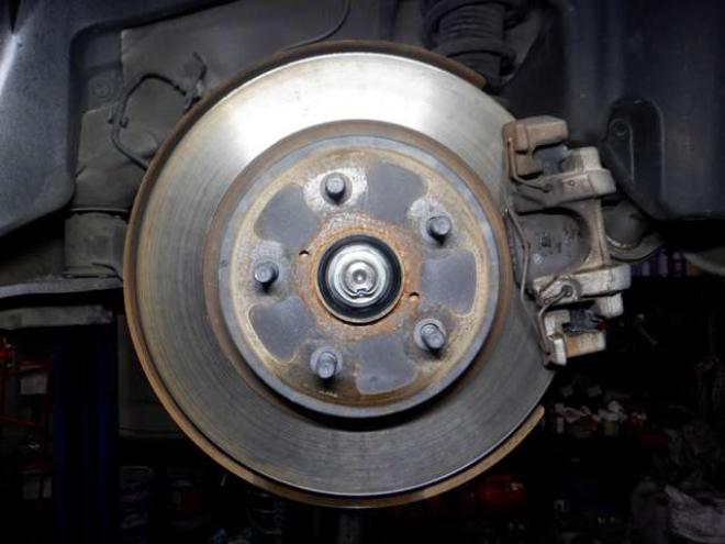 レガシィB4 2.5 4WD　本州仕入・ナビ・TV・B/T・Bカメラ・全席シートヒーター・LEDヘッドライト・アイドリングストップ・メモリー付電動シート・クルコン・パドルシフト・スマートキー・プッシュスタート・アイサイト 2500