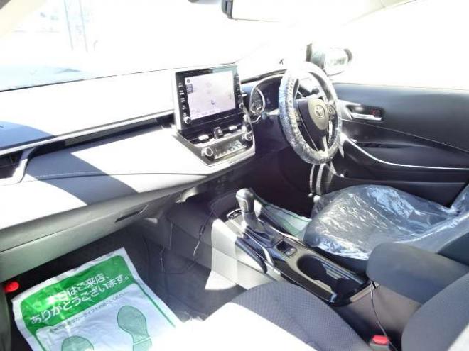 カローラツーリング 1.8 ハイブリッド S E-Four 4WD　本州車　HVシステム含保証2年/走行距離無制限プレミアムプラン付　4WD　セーフティセンス　ディスプレイオーディオ　地デジ　バックカメラ　HDMI入力　LEDヘッドライト　LEDフォグ　ブレーキホールド　AC100V 1800