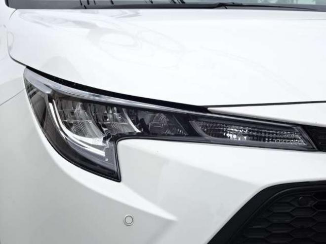 カローラツーリング 1.8 ハイブリッド G-X プラス E-Four 4WD　ハイブリッド機構含保証2年/走行距離無制限　4WD　ワンオーナー セーフティセンス ディスプレイオーディオ・ナビ　バックカメラ　LEDヘッドライト　W/B純正17インチアルミホイール ミラーヒーター 6SRS スマートキー 1800