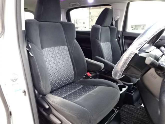 アルファード2.5 S 4WD　本州車　保証1年/走行距離無制限　4WD　両側パワースライドドア　社外9型ナビ　地デジ　バックカメラ　Bluetooth接続　LEDヘッドライト　ビルトインETC　純正18インチアルミ 2500