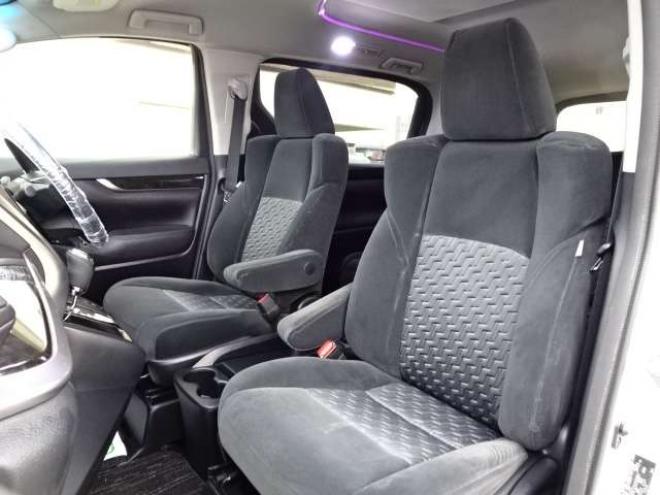 アルファード2.5 S 4WD　本州車　保証1年/走行距離無制限　4WD　両側パワースライドドア　社外9型ナビ　地デジ　バックカメラ　Bluetooth接続　LEDヘッドライト　ビルトインETC　純正18インチアルミ 2500