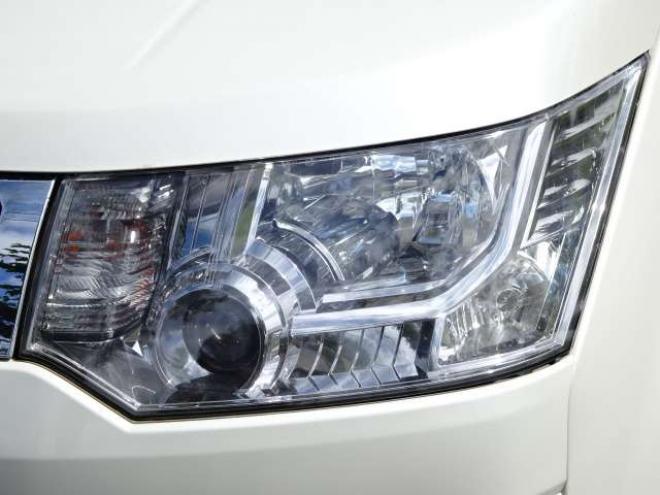 デリカD：5 2.4 G パワーパッケージ 4WD　本州車　保証1年/走行距離無制限　4WD　両側パワースライドドア　社外ナビ　地デジ　バックカメラ　ETC　Bluetooth接続　純正HID　純正18インチアルミホイール　前後ドラレコ　クルーズコントロール　パドルシフト 2400