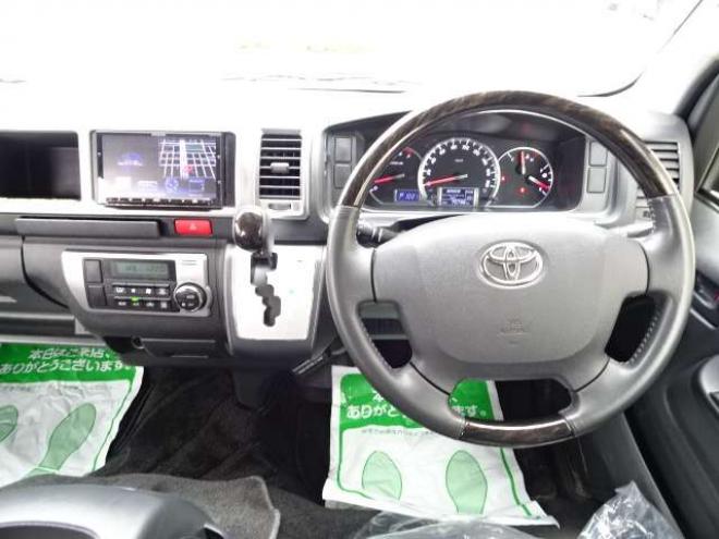レジアスエース2.7 DX ワイド ハイルーフ スーパーロングボディ GLパッケージ 4WD　5人乗 保証/走行距離無制限　4WD　4型ハイルーフワイド　舞杏KBレーシングII18AW　6型メッキドアミラー　ローダウン　LEDヘッドライト　LEDフォグ　社外ナビ　バックカメラ　エンスタ　Rヒーター　Rエアコン 2700