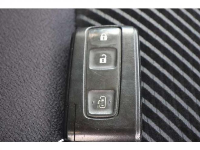 タントカスタム RS 4WD　ターボ・パワースライドドア・ナビ・TV・スマートキー・タイミングチェーン式 660