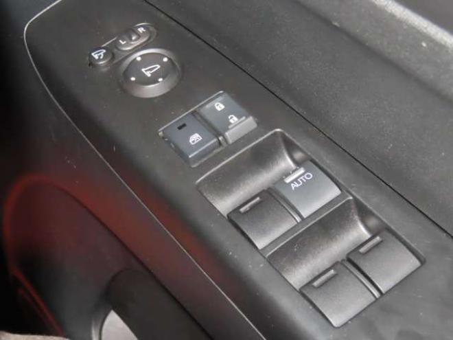 N-BOXG Lパッケージ 4WD　防錆塗装4WDスマキーBluetoothオーディオ 660