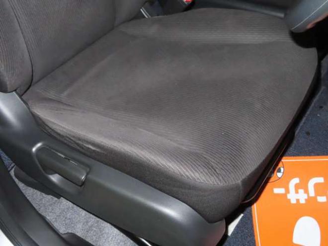 フリード1.5 フレックス 4WD　4WDTVナビBカメエンスタ積込タイヤ 1500
