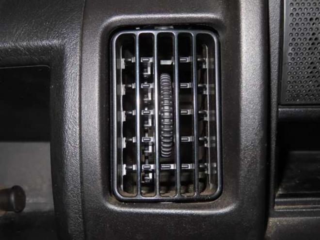 クリッパートラック レイゾウレイトウ　-5℃防錆塗装4WD 660