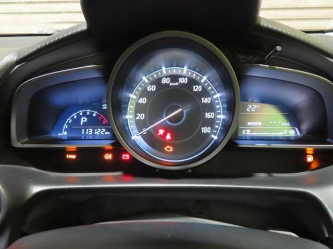デミオ1.3 13S 4WD　ユーザー買取車防錆塗装4WDナビBカメETC 1300