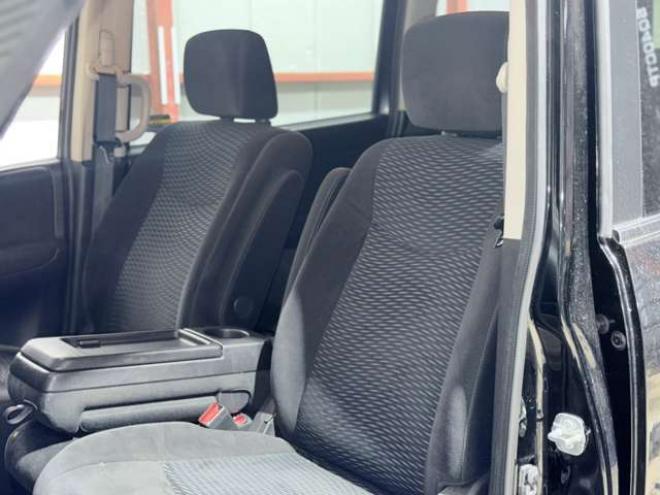 セレナ2.0 20X 4WD　防錆塗装4WDTVナビBカメETC後席モニタ 2000
