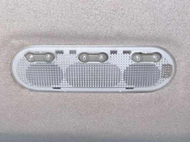 セレナ2.0 20X 4WD　防錆塗装4WDTVナビBカメETC後席モニタ 2000