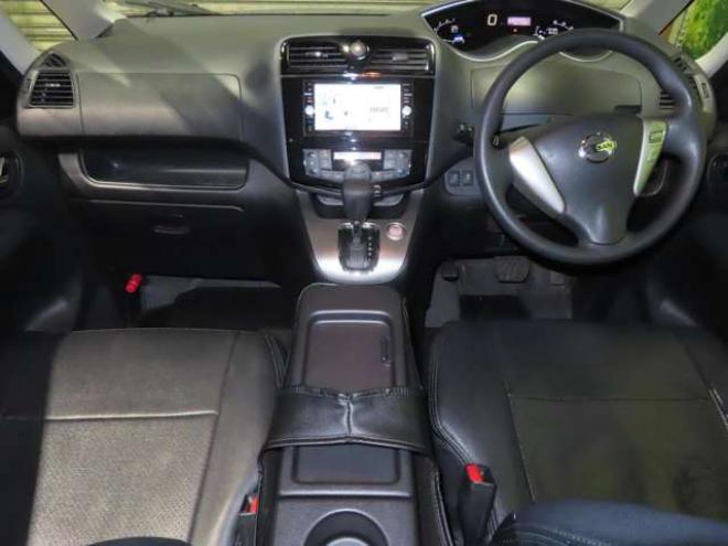 セレナ2.0 20X Vセレクション+Safety 4WD　4WDTVナビBカメ後席モニタETCエンスタ 2000
