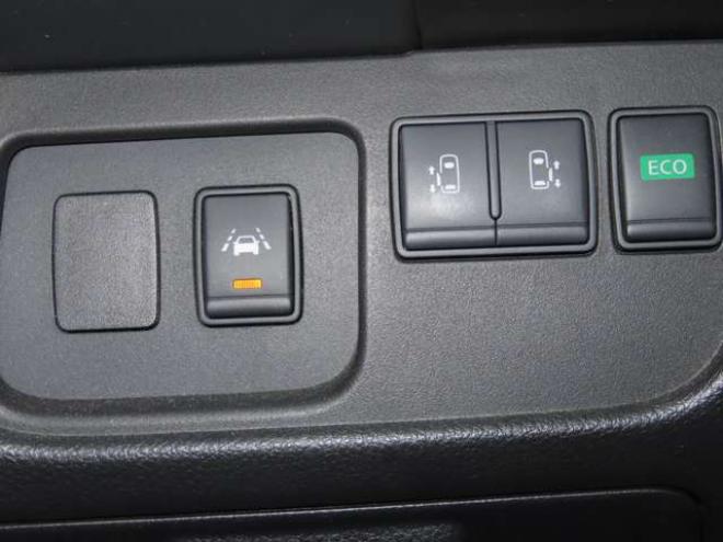 セレナ2.0 20X Vセレクション+Safety 4WD　4WDTVナビBカメ後席モニタETCエンスタ 2000