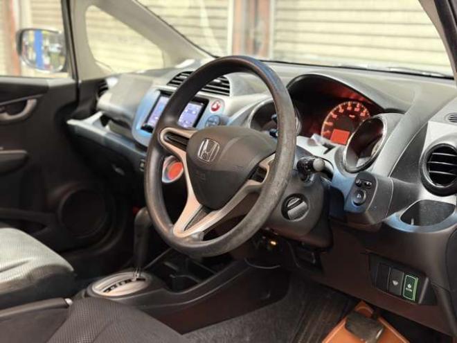 フィット1.3 G スマートセレクション ファインスタイル 4WD　防錆塗装4WDTVナビBカメエンスタETC夏冬タイヤ 1300