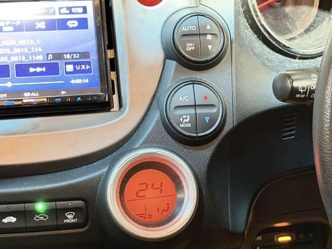 フィット1.3 G スマートセレクション ファインスタイル 4WD　防錆塗装4WDTVナビBカメエンスタETC夏冬タイヤ 1300
