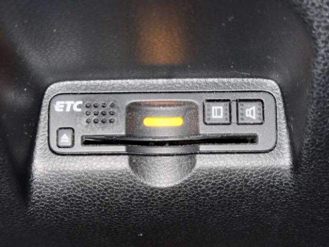 フィット1.3 G スマートセレクション ファインスタイル 4WD　防錆塗装4WDTVナビBカメエンスタETC夏冬タイヤ 1300