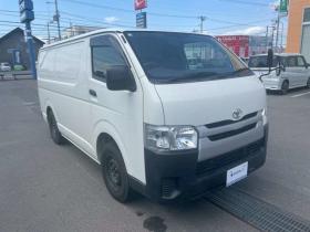 ハイエースバン　2.8 中温冷凍バン ロング ディーゼルターボ 4WD　 2800
