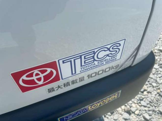 ハイエースバン2.8 中温冷凍バン ロング ディーゼルターボ 4WD　 2800