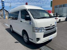 ハイエースバン　2.8 ウェルキャブ Bタイプ ロング ディーゼルターボ 4WD　 福祉車両 2800