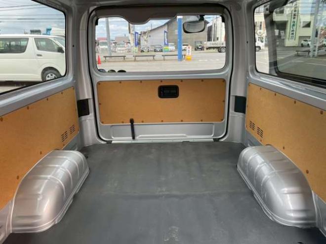 ハイエースバン2.8 DX ロング ディーゼルターボ 4WD　 2800