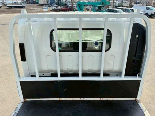 エルフ平ボディ　TPG-NPS85AR　 4WD 2990