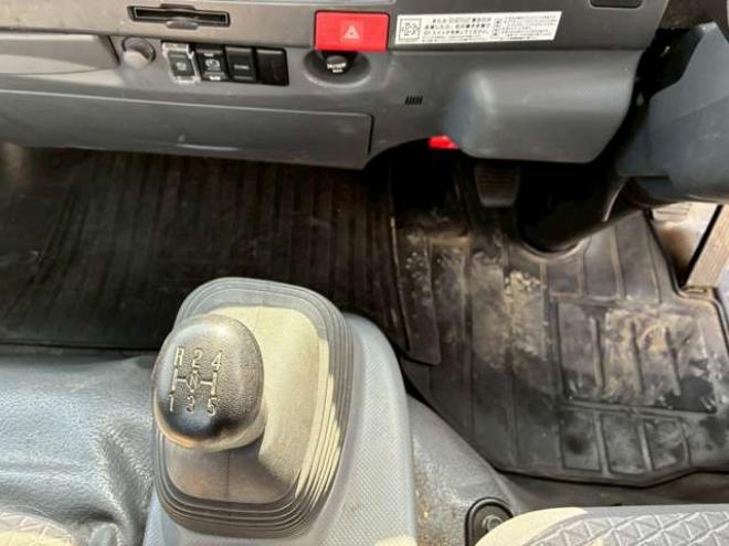 エルフ平ボディ　TPG-NPS85AR　 4WD 2990