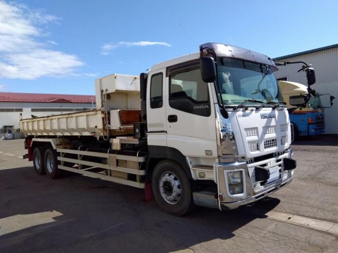 ギガダンプ　QKG-CYZ77A　 2WD 9830