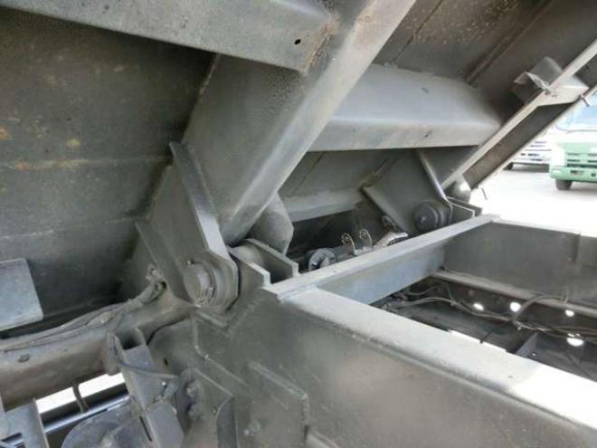 レンジャー深ダンプ　BDG-FE7JLWA　新明和　 2WD 6400