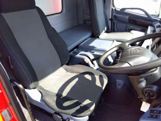 レンジャードライバン　BDG-GK8JRWA　 2WD 7680