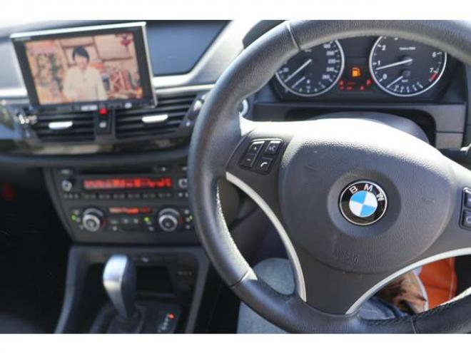 BMWX1 xドライブ 25i 4WD　検二年　シートヒーター　バックモニター 正規輸入車 3000