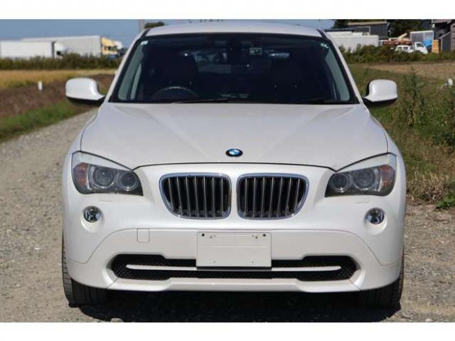 BMWX1 xドライブ 25i 4WD　検二年　シートヒーター　バックモニター 正規輸入車 3000
